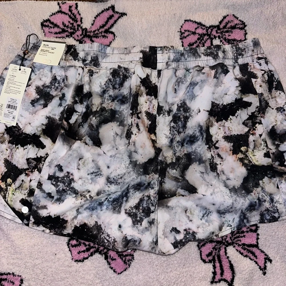 CALIA Run Collection Mid-Rise Infinity Black Gray Peach Marbled Shorts 1 NWT XXL